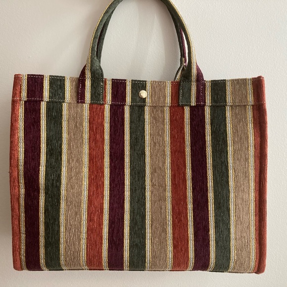 Sezane Handbags - Sezane Le Sept bag